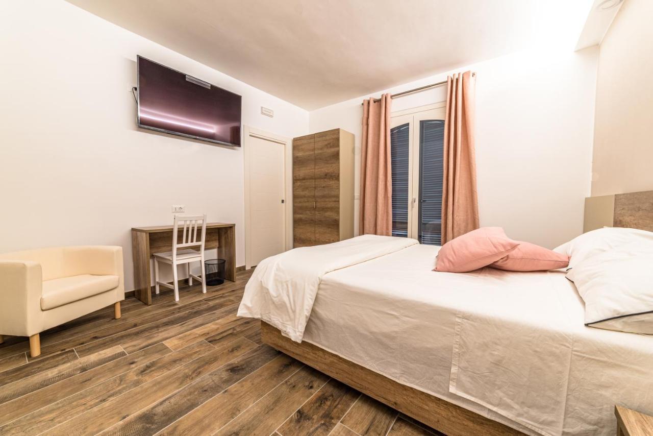 B&B Villa Elianto Notaresco Ngoại thất bức ảnh